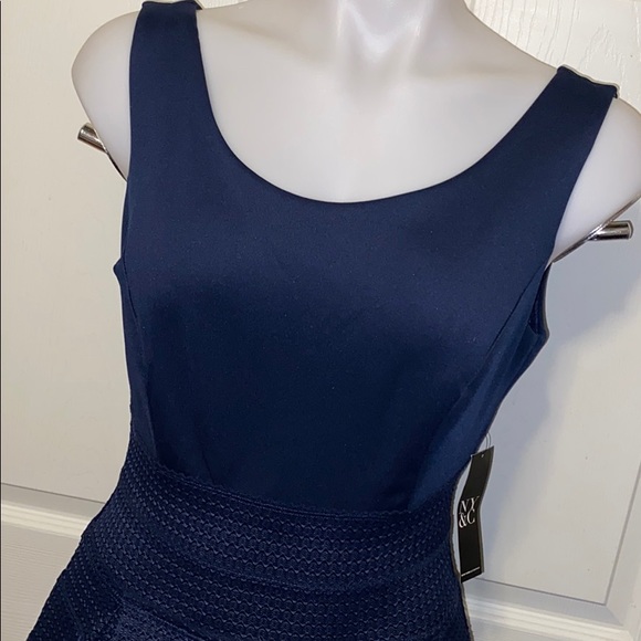 NWT New York & Company Sleeveless Dress - Picture 2 of 11